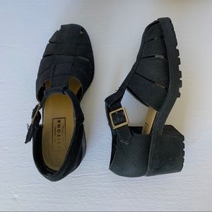 Arizona 90’s Sandals